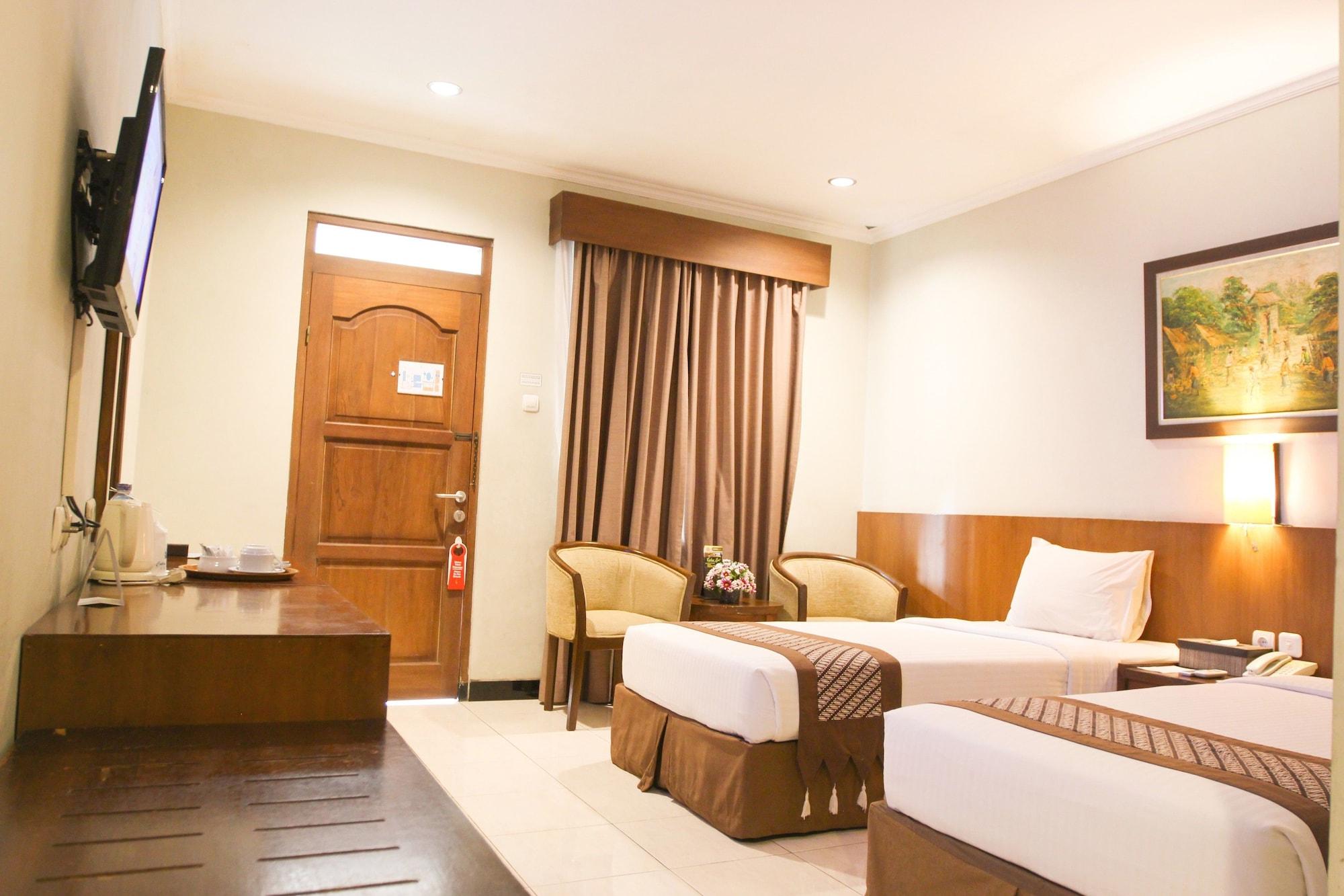 Cakra Kembang Hotel Kejayan Luaran gambar