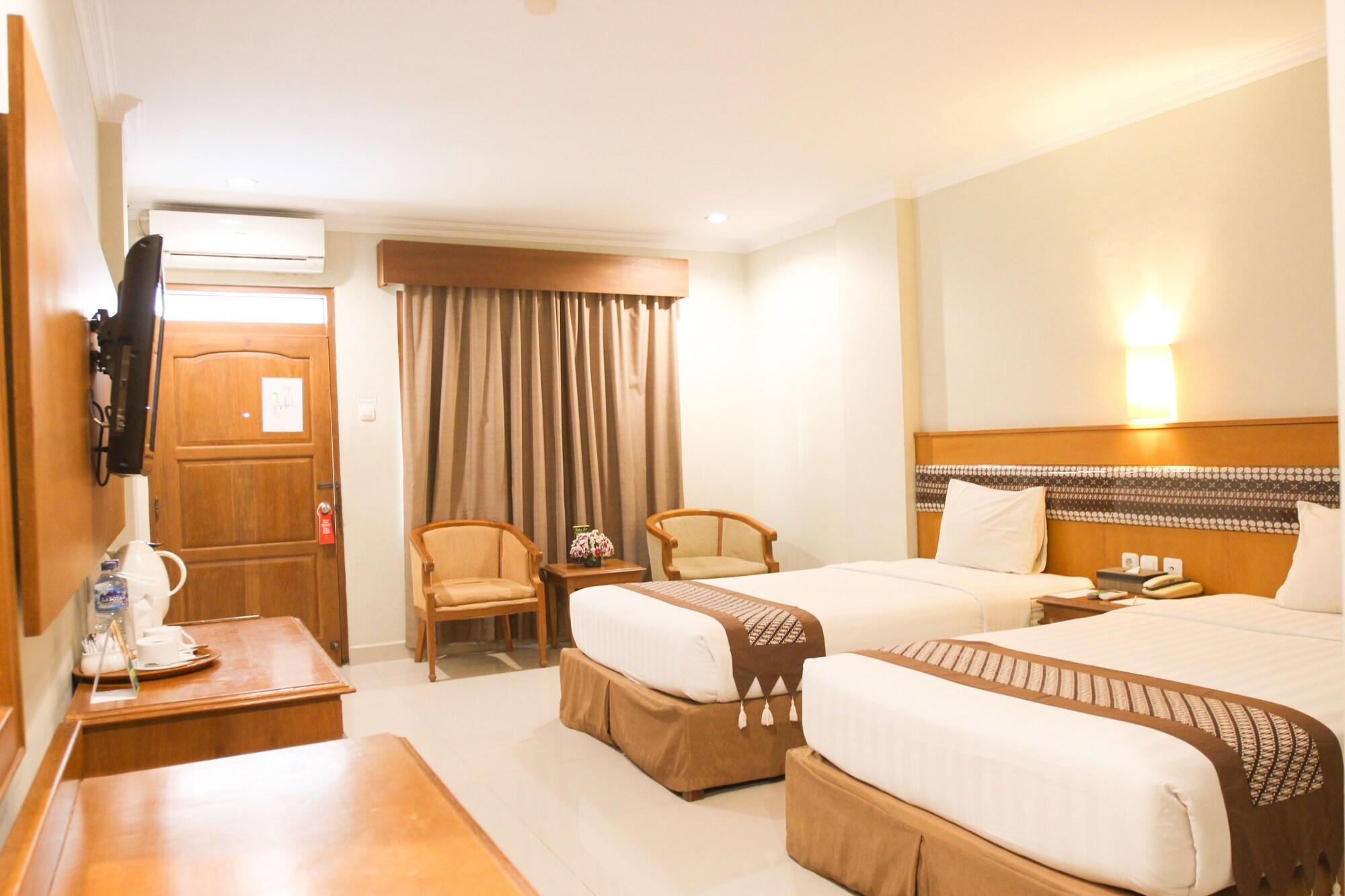 Cakra Kembang Hotel Kejayan Luaran gambar